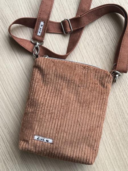 "Flickenwerk I mit Tasche" - MOKKABRAUN